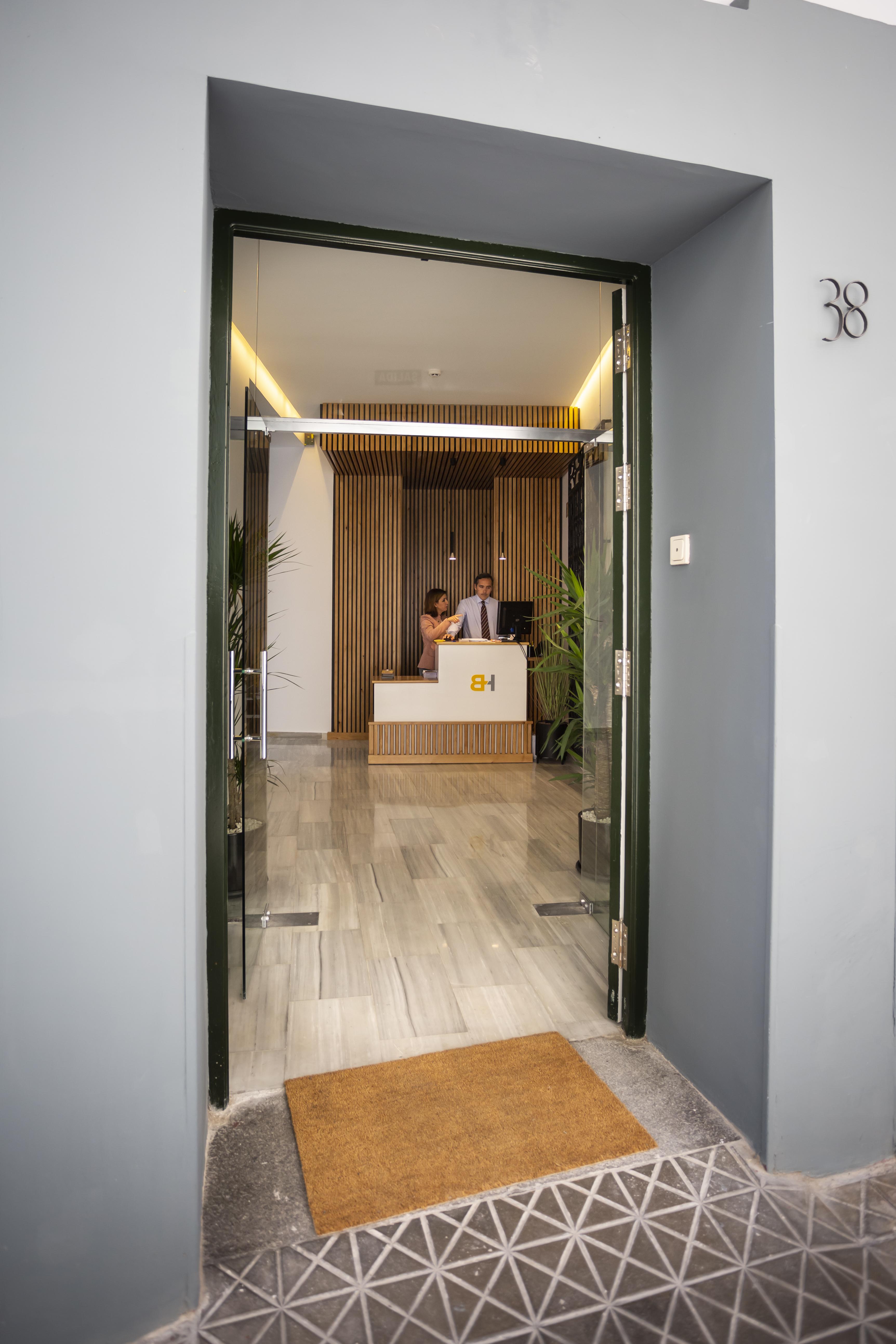 Basic Hotel Sevilla Catedral Eksteriør billede