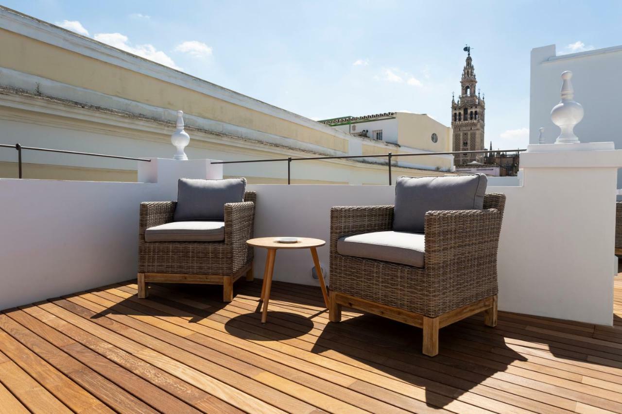 Basic Hotel Sevilla Catedral Eksteriør billede